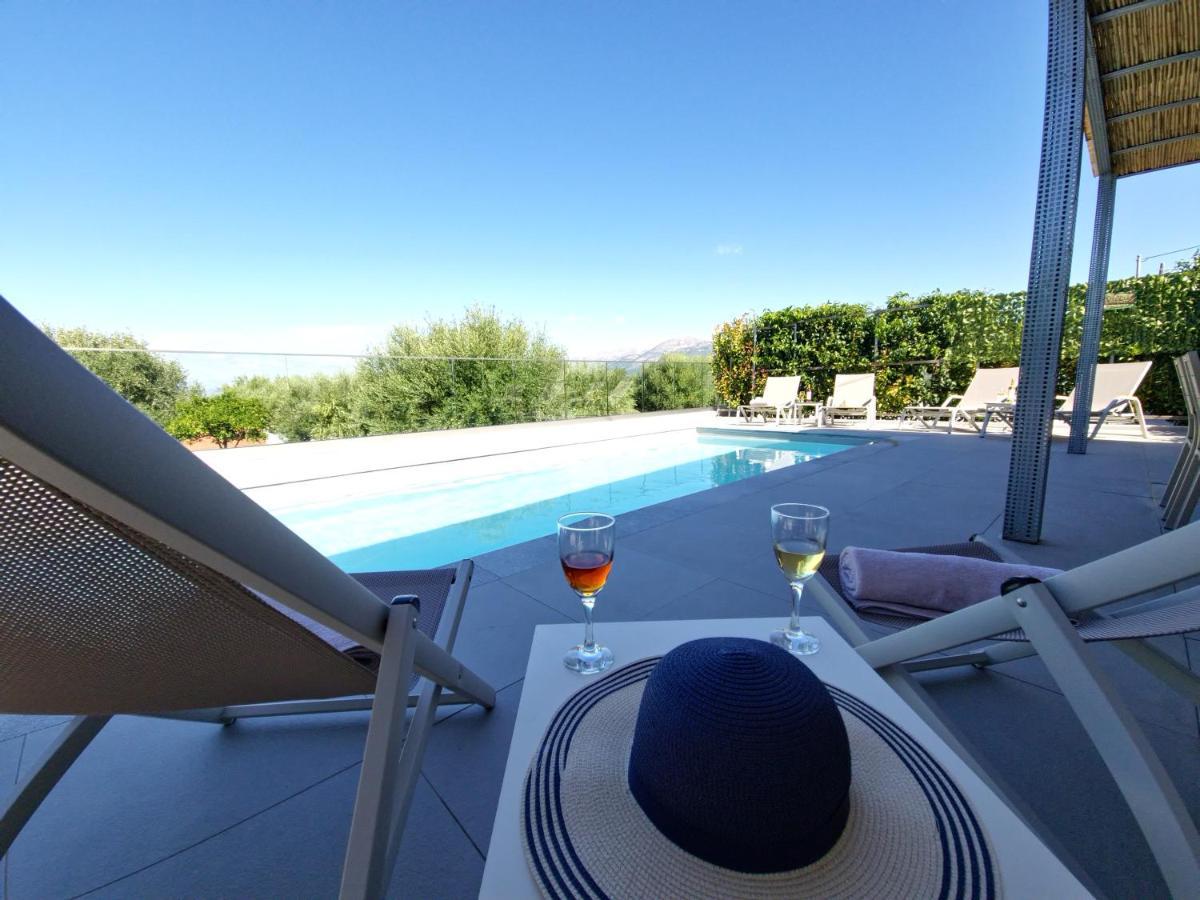 ארגוסטולי Onar - Luxury Villas מראה חיצוני תמונה